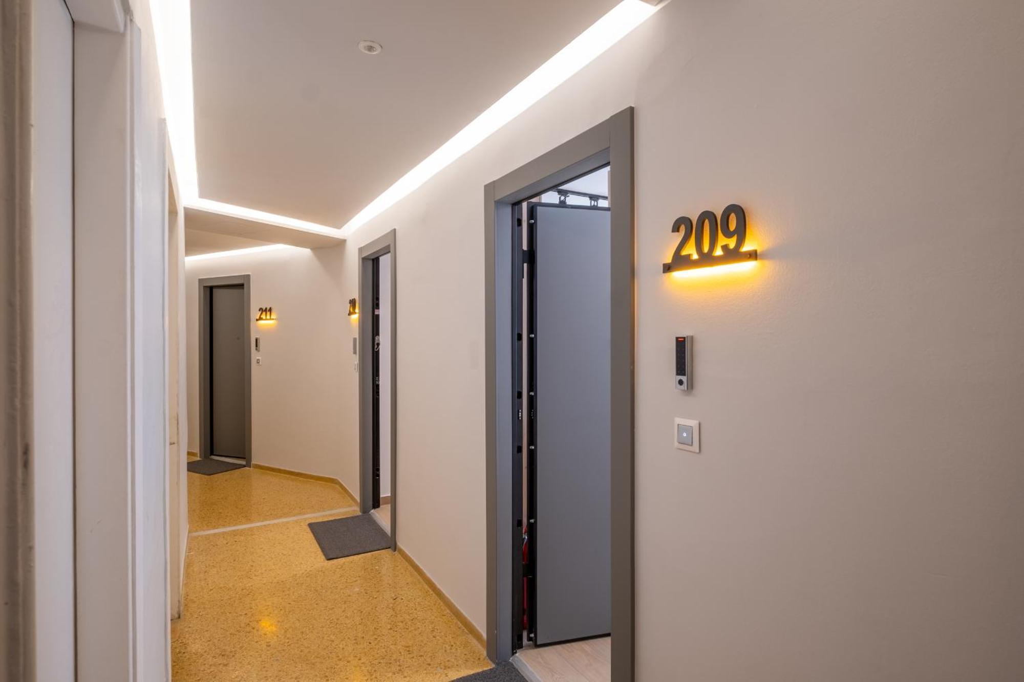 Athensis Apartments In Central Athens Exterior photo